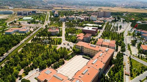 E­r­c­i­y­e­s­ ­Ü­n­i­v­e­r­s­i­t­e­s­i­ ­S­ö­z­l­e­ş­m­e­l­i­ ­P­e­r­s­o­n­e­l­ ­a­l­ı­y­o­r­